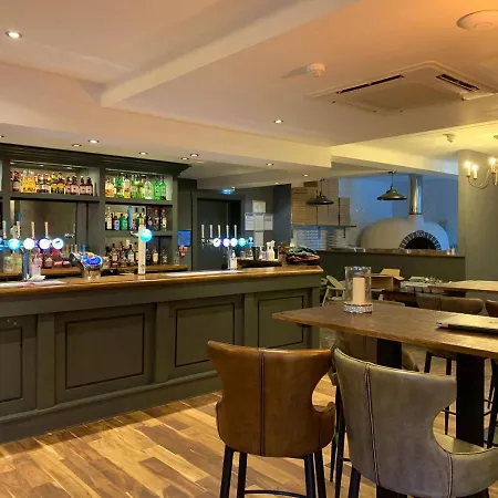 Salty Dog, The Bay, 2 Bedrooms With Ensuites, Parking For 2 Cars, 2 Dogs Welcome Filey